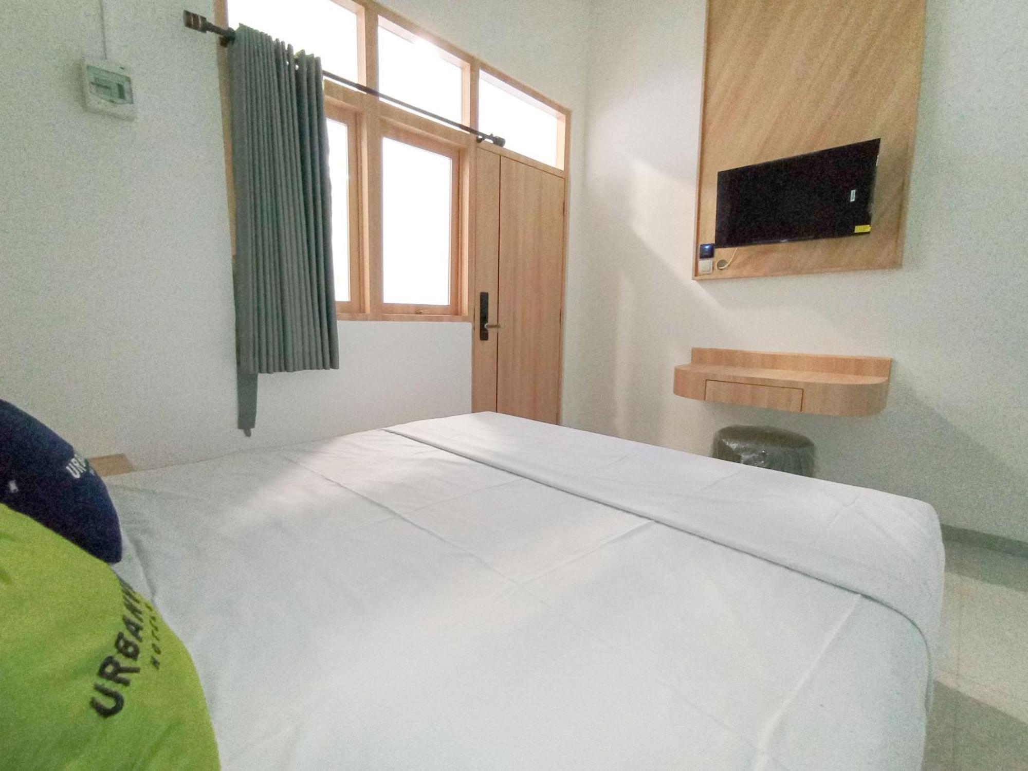 Urbanview Hotel Subali Purwokerto Exterior foto